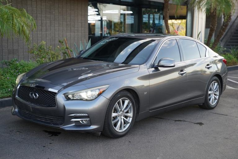 2015 INFINITI Q50 Base