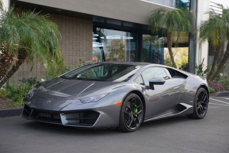 2017 Lamborghini Huracan LP 580-2 Coupe's photo