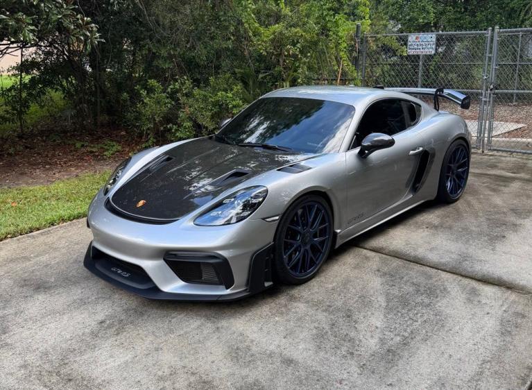 2023 Porsche 718 Cayman GT4 RS's photo