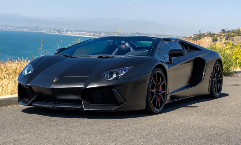 2015 Lamborghini Aventador LP700-4 Roadster's photo