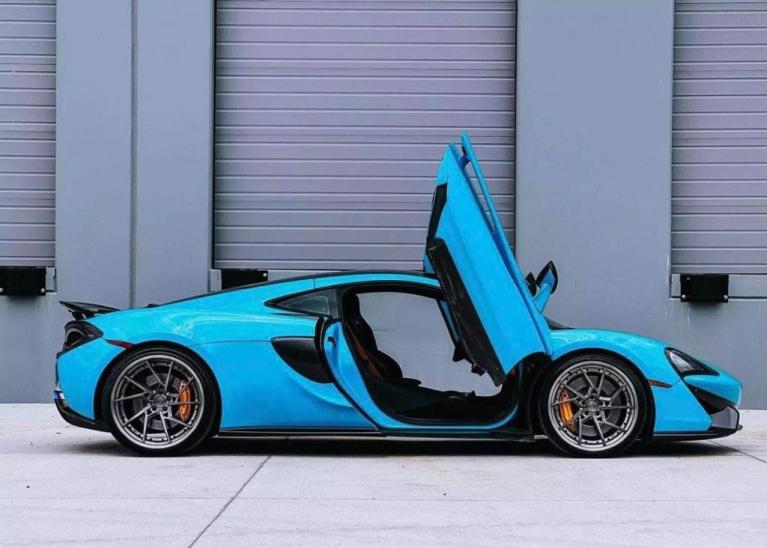 2017 McLaren 570GT Base
