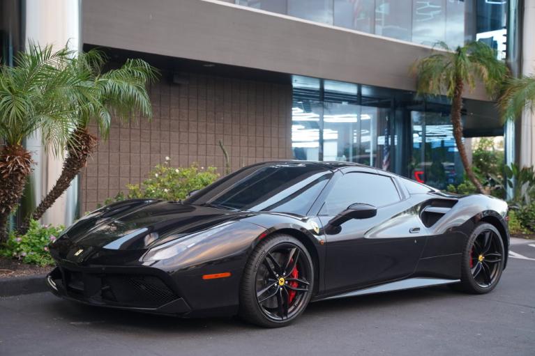 2017 Ferrari 488 GTB Base